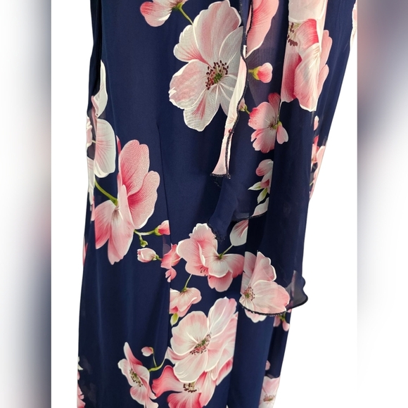 Signature by Robbie Bee Floral Dress | Size 10 | Navy Blue Sleeveless A-Line - Picture 6 of 10